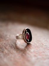 Load image into Gallery viewer, Shadowbox Ring With Tourmaline Size 9